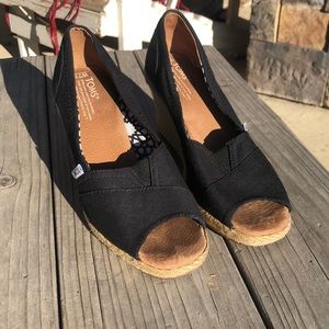 Toms Black Wedges